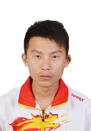 李伟正