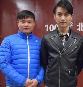 学员参加安徽卫视五鼠闹东京首映礼 ， 与王中军等大咖同台演出